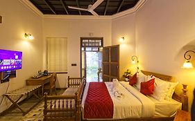 Hotel Amritha